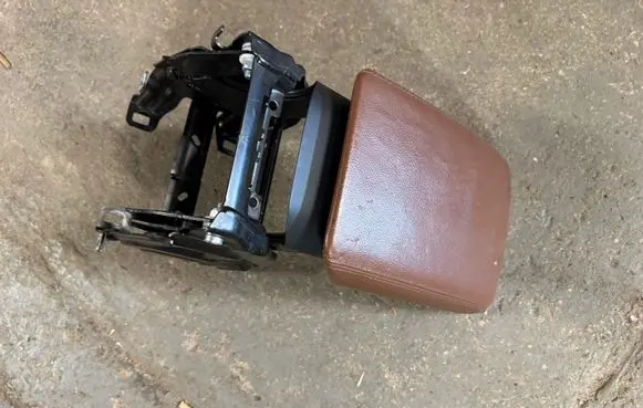 Audi A5 8T 8F Armrest 8K0864283