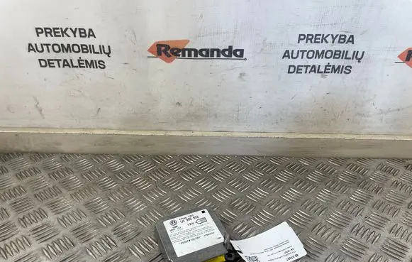 Skoda Octavia Mk1 (1U) Airbag control unit/module 1J0909603