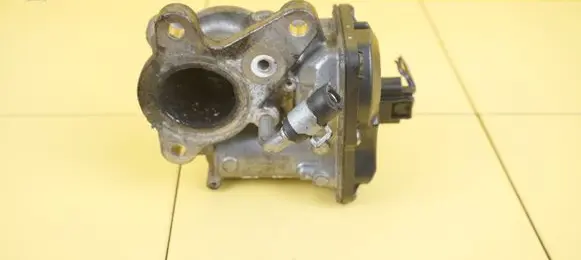 Nissan Navara D23 EGR thermostat H8201353607 26SP46