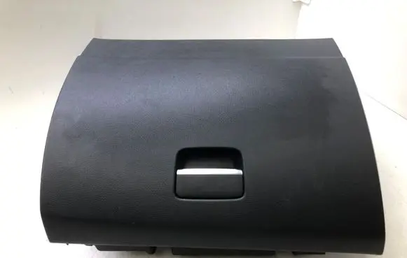 Mercedes-Benz B W246 W242 Glove box