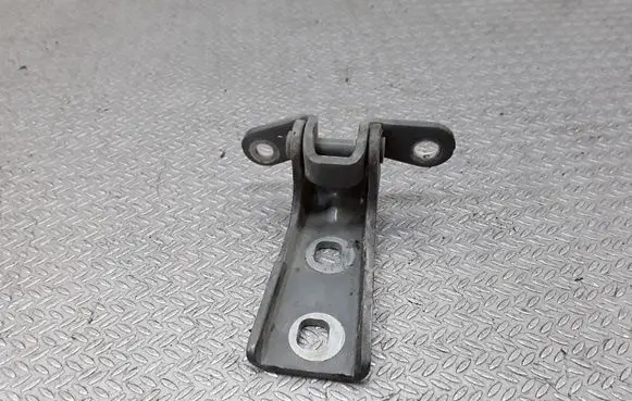 Cadillac CTS Rear door upper hinge