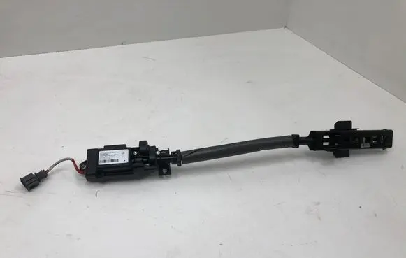 Audi A8 S8 D4 4H Seat belt adjustment motor 4H0857833 B1032924