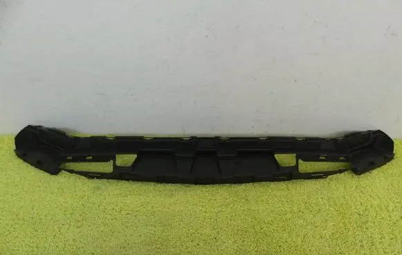 Mercedes-Benz GLC X253 C253 Front bumper mounting bracket 2538850304