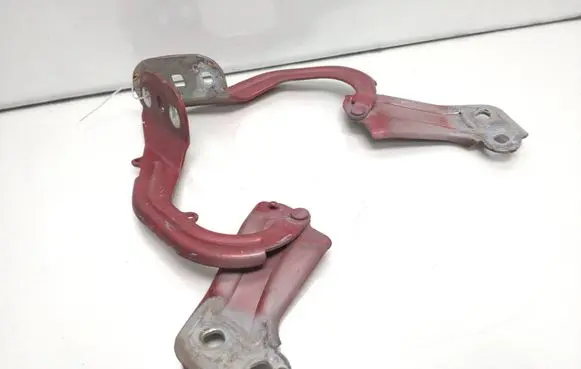 Ford Focus Engine bonnet/hood hinges BM51A16800AD BM51A16801AD