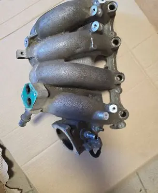Renault Safrane Intake manifold 9135663