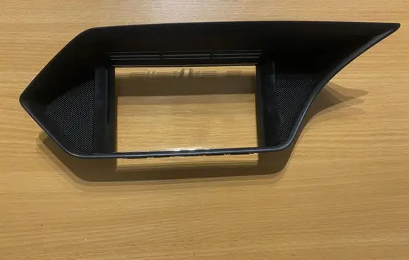 Mercedes-Benz E W212 Radio/GPS head unit trim A2126801536 B250