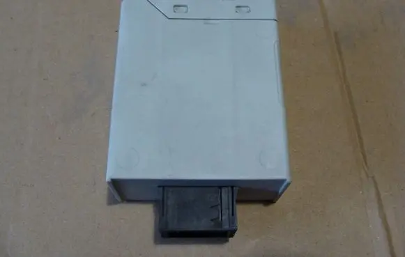 BMW 3 E46 Wing mirror control module 8376506