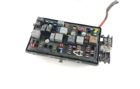 Chevrolet Orlando Fuse module 96982038 13255300