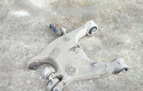 BMW 5 F10 F11 Rear upper control arm/wishbone 6865900 33326865900