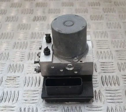 BMW 5 E60 E61 ABS Pump