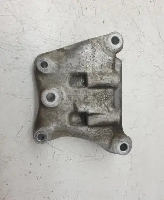 Chrysler Pacifica Engine mounting bracket 04893414AD 04893414 04893414-AD
