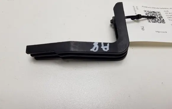 Audi A8 S8 D3 4E Headlight/headlamp mounting bracket 4E0941454