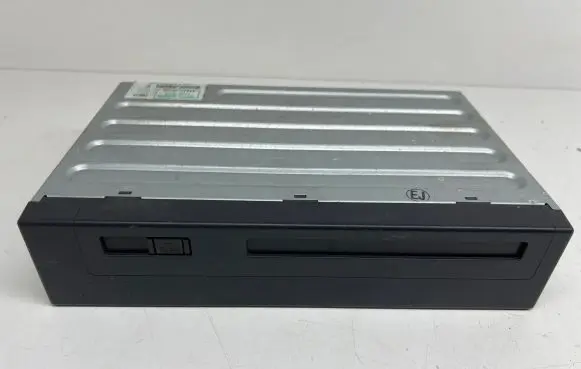 Lexus RX 330 - 350 - 400H Navigation unit CD/DVD player 8684150100