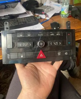 Peugeot 407 Climate control unit 96844741XN