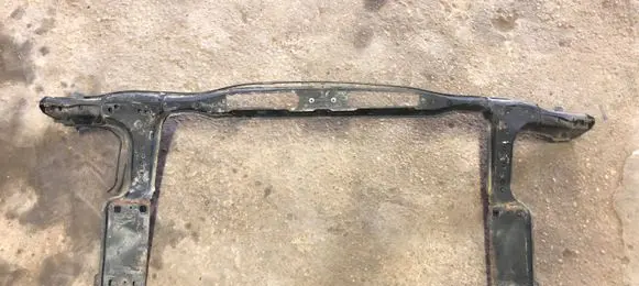 BMW 3 E46 Top upper radiator support slam panel 71454459