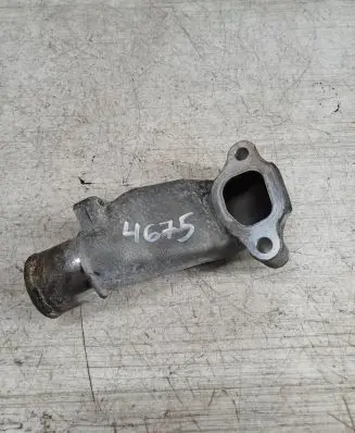 Toyota Corolla Verso E121 Engine coolant pipe/hose