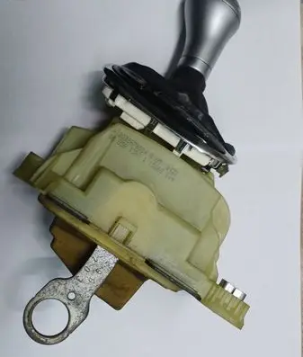 Mercedes-Benz CLK A209 C209 Gear shifter/selector A2032678524