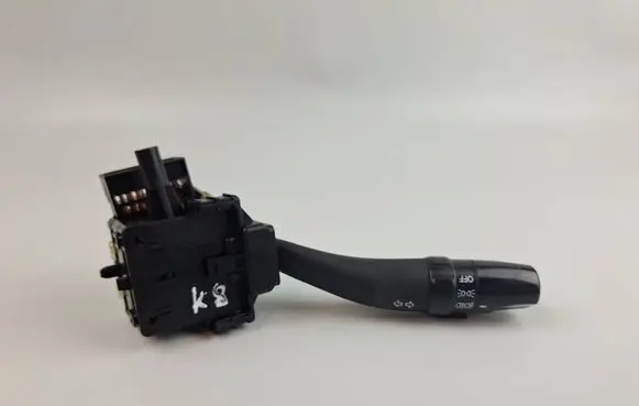 KIA Carens II Indicator stalk 202004729 202004727