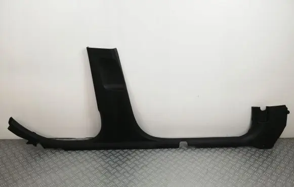 Hyundai Sonata LF Foot area side trim 