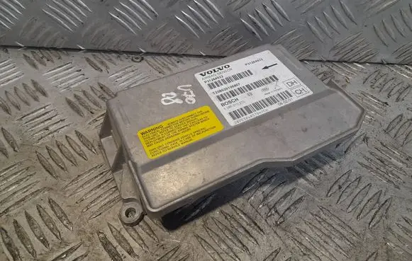 Volvo V70 Airbag control unit/module P31264932 T208020106807 0285010372