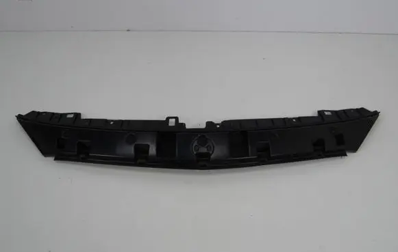Mercedes-Benz GLA W156 Front bumper mounting bracket 1568851102