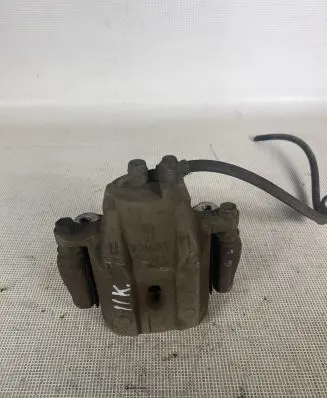 Toyota Prius (XW20) Front brake caliper