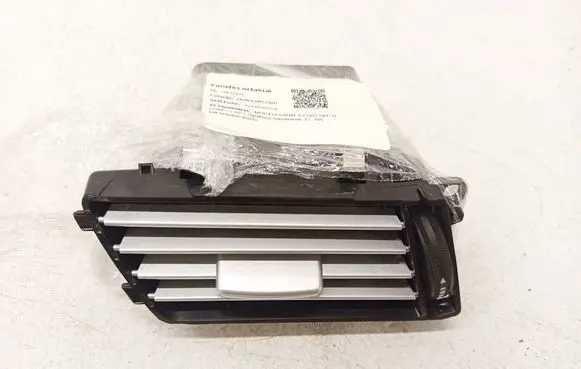 Mercedes-Benz E W212 Dash center air vent grill A2128300154 A2126809971