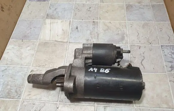 Audi A4 S4 B6 8E 8H Starter motor 0001109021 059911023H