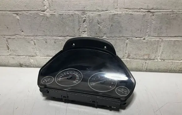 BMW 3 F30 F35 F31 Speedometer (instrument cluster) 9232895 14369510 6347254