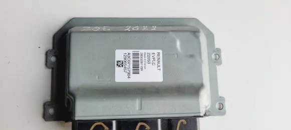 Renault Zoe Engine control unit/module 283G08110R