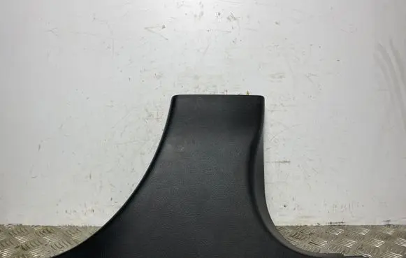 Jeep Grand Cherokee (B) pillar trim (bottom) 1GG58DX9AB