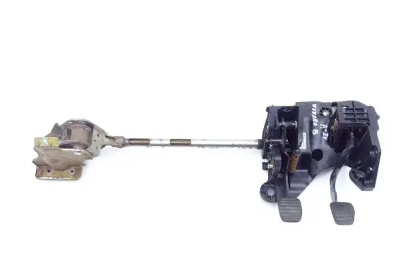 Opel Vivaro Brake pedal 465104286R