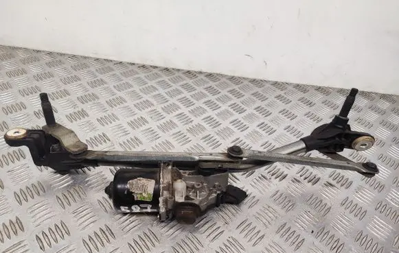 Renault Megane III Front wiper linkage and motor W000007226