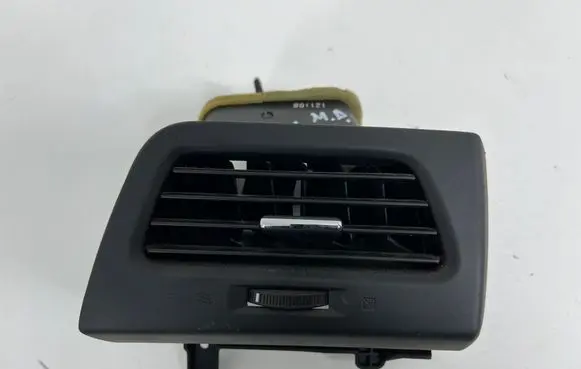 Honda CR-V Dashboard side air vent grill/cover trim 77620TA0A E8275131500