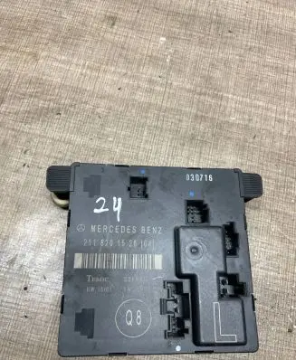 Mercedes-Benz E W211 Door control unit/module A2118201526
