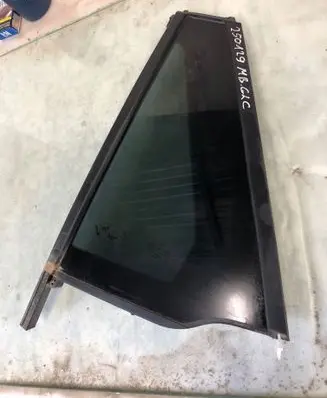 Mercedes-Benz GLC C254 Rear vent window glass 43r002092