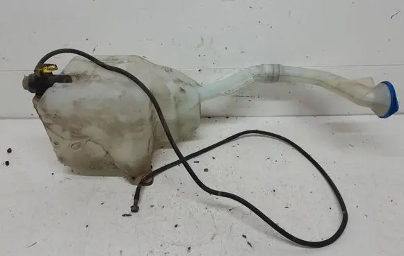 Honda Civic Windshield washer fluid reservoir/tank 