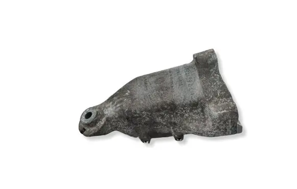 Mercedes-Benz C AMG W204 Engine mounting bracket A6512233504