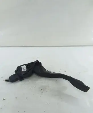 Opel Crossland X Accelerator throttle pedal 3638808