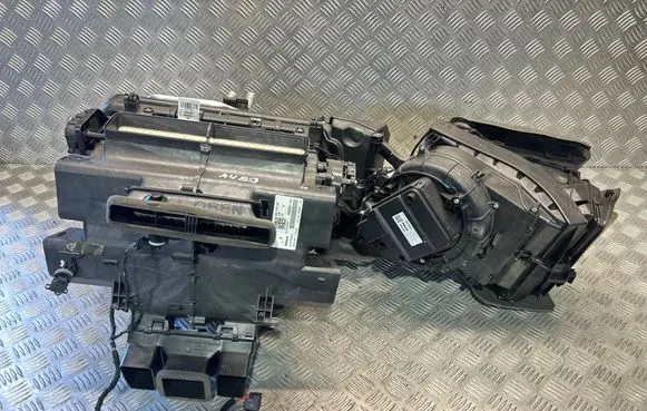 Audi A4 S4 B9 Interior heater climate box assembly 8W1816001