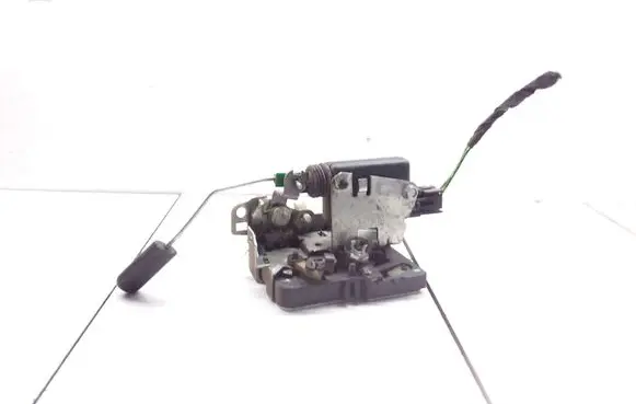 Iveco Daily 4th gen Front door lock