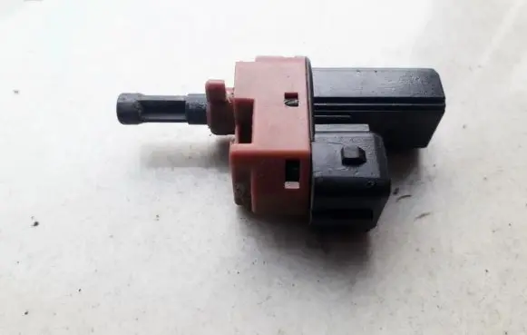 Clutch pedal sensor
