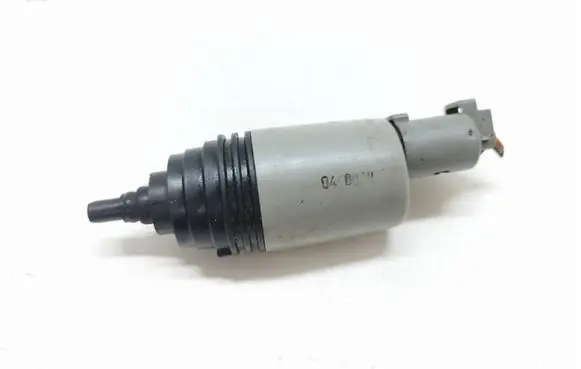 BMW 3 E92 E93 Windscreen/windshield washer pump 6934159 23557610