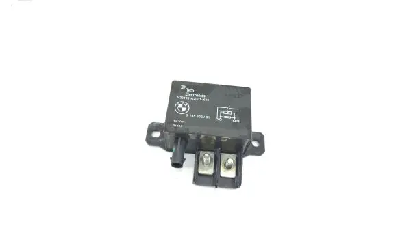 BMW 6 F06 Gran coupe Coolant fan relay 9198302 919830201 v23132a2001x30