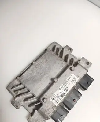 Ford Fiesta Engine control unit/module AV2112A650CD S180047012D