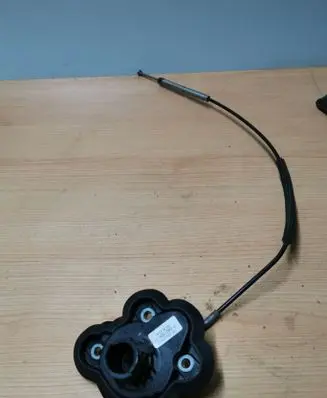 BMW 7 F01 F02 F03 F04 Gear shift cable linkage 7582066