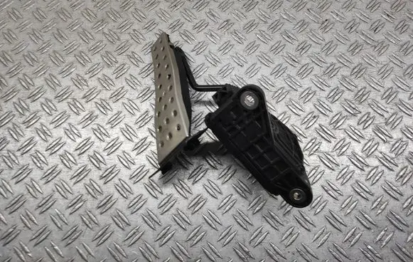 Honda Civic Accelerator throttle pedal J20000121323