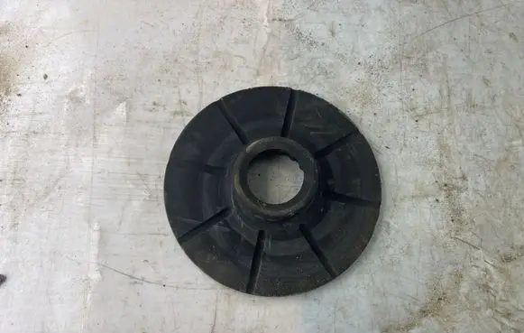 Opel Signum Rear coil spring rubber mount 90538496 9053849696