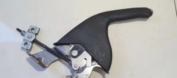 Handbrake/parking brake lever assembly