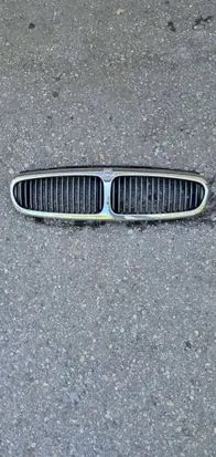 Jaguar X-Type Bonnet/hood grill 0000